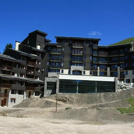 Apartment Cosy Avec Acces Direct Aux Pistes, Espace Bien-etre Et Piscine Chauffee - Fr-1-181-2813 *